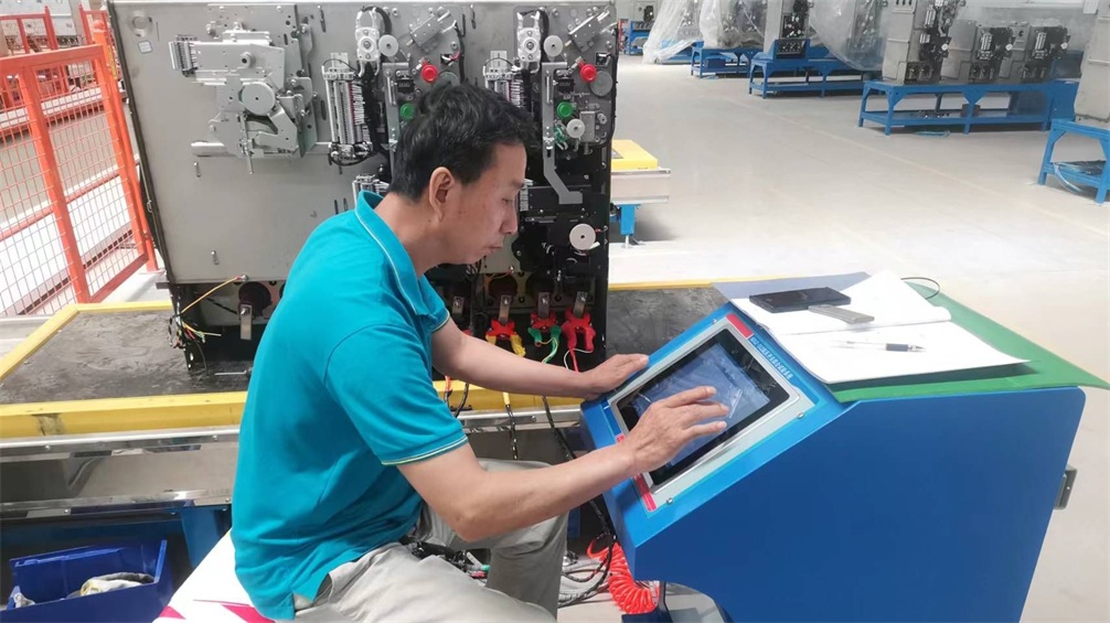 高壓開(kāi)關(guān)綜合試驗(yàn)系統(tǒng)